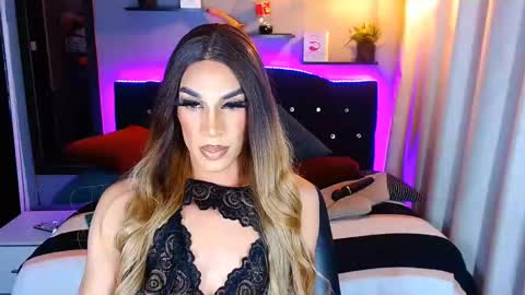 Camila online show from January 28, 2025, 7:53 am