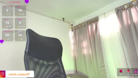 Cami vazques online show from December 10, 2024, 8:05 pm