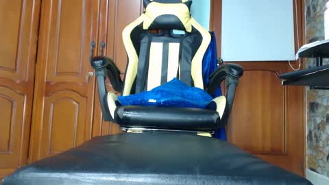 Snapshot of camila_rosess chatting on February 19, 2025, 7:27 pm valentinaEpic way Ive been fucked 1515 online show from February 19, 2025, 7:27 pm