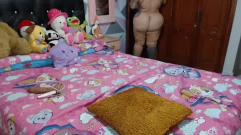 Snapshot of camila_rosess chatting on September 12, 2025, 3:50 am valentinaEpic way Ive been fucked 1515 online show from September 12, 2025, 3:50 am