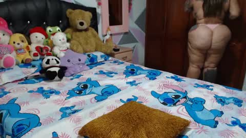 Snapshot of camila_rosess chatting on September 16, 2025, 2:12 am valentinaEpic way Ive been fucked 1515 online show from September 16, 2025, 2:12 am