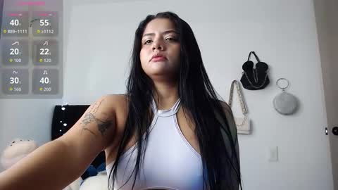 camila_torresss online show from December 14, 2025, 12:21 pm