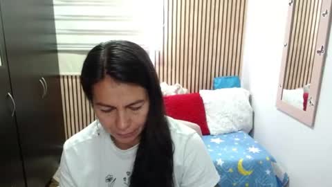 Camila Vargas online show from June 9, 2026, 7:03 pm