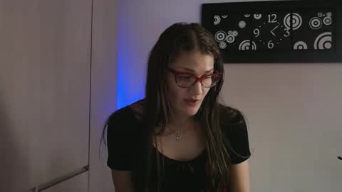 Camila ventura online show from November 7, 2025, 10:10 pm