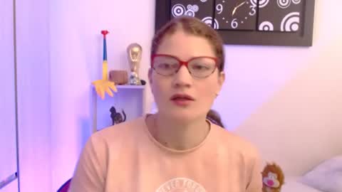 Camila ventura online show from June 20, 2026, 12:08 pm