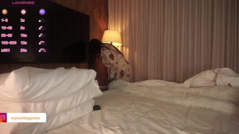 Camila online show from March 12, 2025, 1:47 am