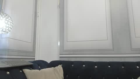 Camila  online show from December 19, 2024, 3:07 am