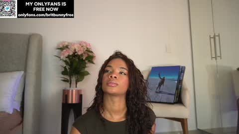 Brit online show from November 9, 2025, 11:03 pm