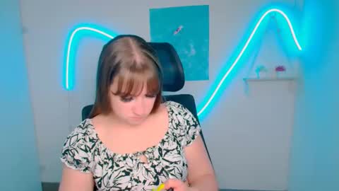 Camilla online show from May 22, 2026, 11:16 am