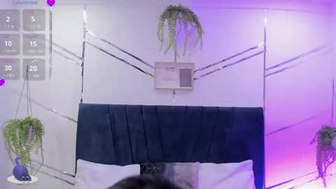 camilla_miller01 online show from September 17, 2025, 8:10 pm