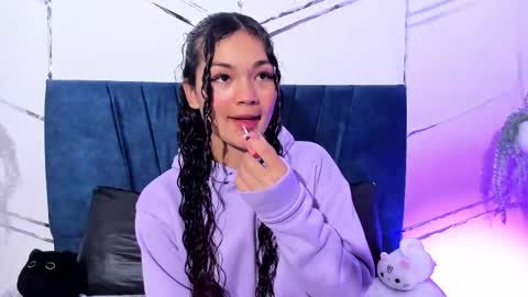 camilla_miller01 online show from January 13, 2026, 2:44 pm