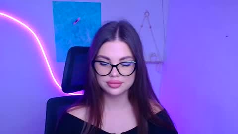 Snapshot of camilla_xo_ chatting on November 26, 2025, 1:01 pm Camilla online show from November 26, 2025, 1:01 pm