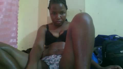 Snapshot of camillah_sweet chatting on November 29, 2025, 10:51 am camillah_sweet online show from November 29, 2025, 10:51 am