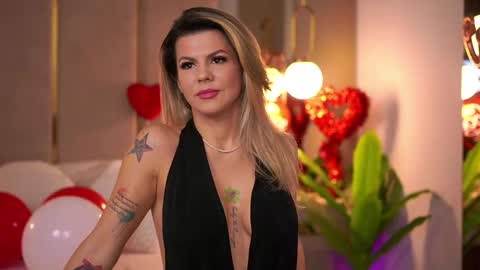 Camy online show from February 18, 2026, 7:32 pm