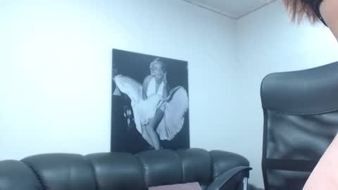 Camille online show from December 16, 2025, 8:25 pm