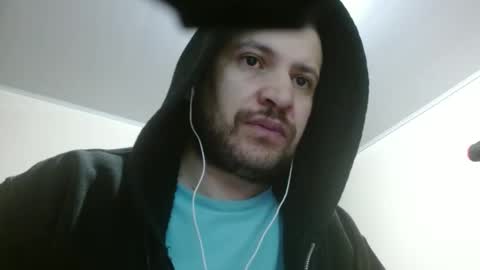 Snapshot of camiloking17 chatting on February 10, 2025, 10:31 am camilo online show from February 10, 2025, 10:31 am