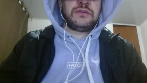 Snapshot of camiloking17 chatting on October 20, 2025, 10:05 am camilo online show from October 20, 2025, 10:05 am