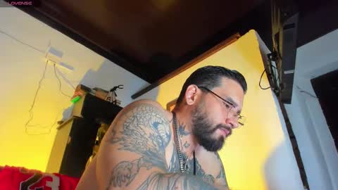 Camilo online show from October 5, 2025, 2:04 pm