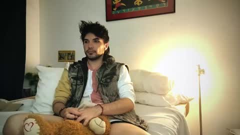 camilo online show from February 13, 2025, 10:44 am