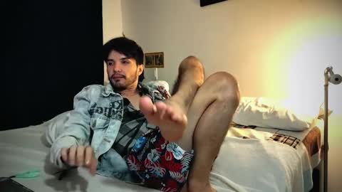 camilo online show from February 15, 2025, 1:10 am