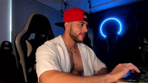 Camilo Watson online show from December 28, 2024, 10:23 pm