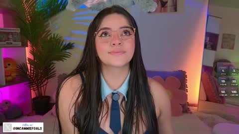   Lets reach 200 thumbs up  online show from October 9, 2025, 3:32 pm