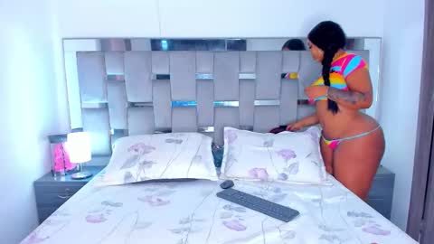 Camila online show from January 16, 2026, 1:48 pm