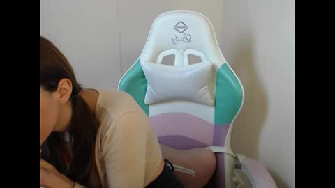 cammila horn online show from February 25, 2026, 6:34 am