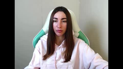 cammila horn online show from March 3, 2026, 6:19 am