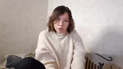 cammyrose_ online show from October 27, 2025, 12:42 pm