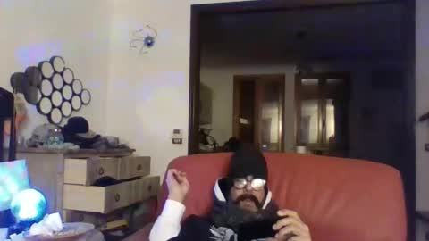 Snapshot of camomilla72 chatting on October 25, 2025, 10:34 am Cristian online show from October 25, 2025, 10:34 am