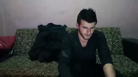 Snapshot of camshow22cm chatting on January 1, 2025, 8:37 pm FREMAN online show from January 1, 2025, 8:37 pm