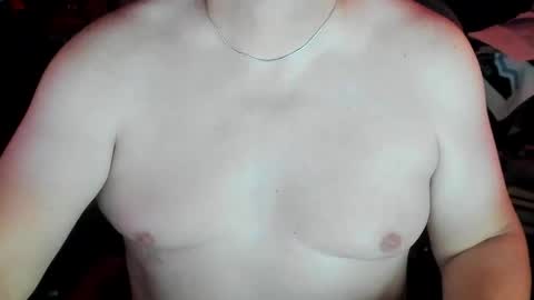 Snapshot of camshowmac chatting on November 8, 2025, 5:51 am Camshowmac online show from November 8, 2025, 5:51 am