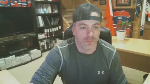 CanadianBacon6969 online show from January 28, 2025, 9:41 am