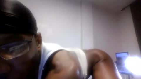 CboiiPssy10 online show from May 10, 2026, 3:01 am