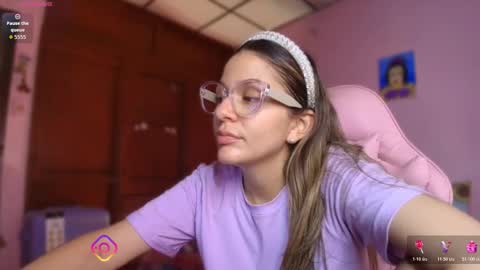 Candase online show from November 8, 2025, 1:28 am