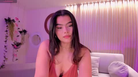 Snapshot of candaserussell chatting on October 13, 2025, 12:43 am Candanse R online show from October 13, 2025, 12:43 am