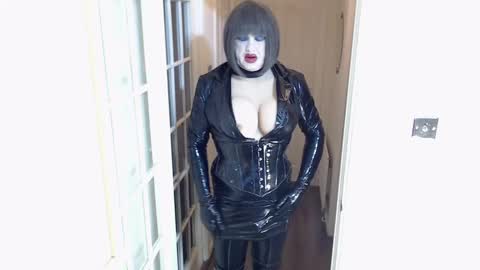 candi smokes online show from December 20, 2024, 7:50 pm