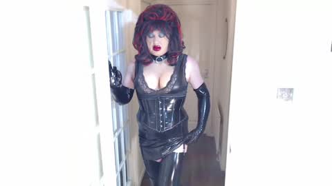 candi smokes online show from April 26, 2026, 12:47 pm