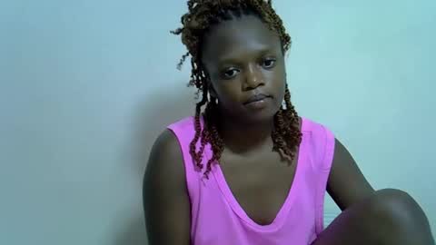 candiemaya online show from October 6, 2025, 9:56 pm