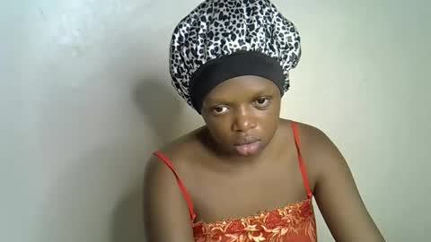 candiemaya online show from April 6, 2026, 7:53 am