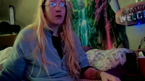 Candi online show from March 19, 2026, 10:36 pm