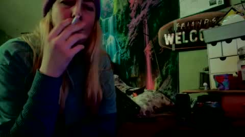 Candi online show from March 22, 2026, 2:04 am