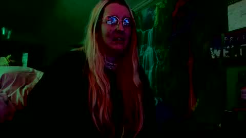 Candi online show from March 25, 2026, 1:39 pm