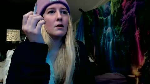 Candi online show from April 2, 2026, 1:58 am