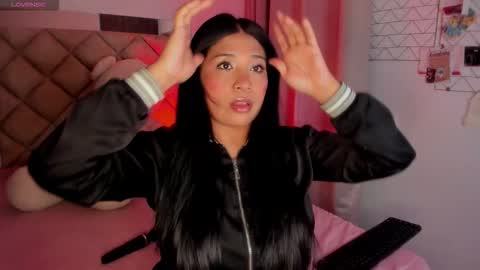   online show from November 9, 2025, 11:14 pm