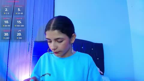 Snapshot of candy_blissx chatting on September 25, 2025, 11:58 am candy_blissx online show from September 25, 2025, 11:58 am