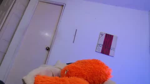 Snapshot of candy_cumyy1 chatting on December 19, 2024, 6:45 am candy_cumyy1 online show from December 19, 2024, 6:45 am