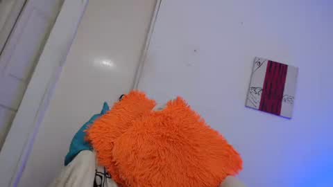 Snapshot of candy_cumyy1 chatting on December 24, 2024, 3:38 am candy_cumyy1 online show from December 24, 2024, 3:38 am