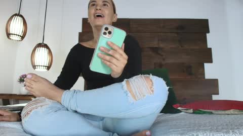 Jolie online show from March 31, 2026, 8:42 pm